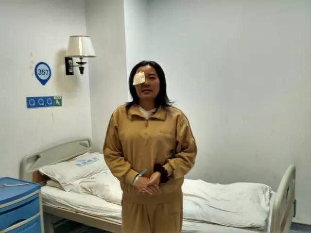 白衣在身 以心为灯